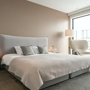 アパート Shinka Niseko, 倶知安町